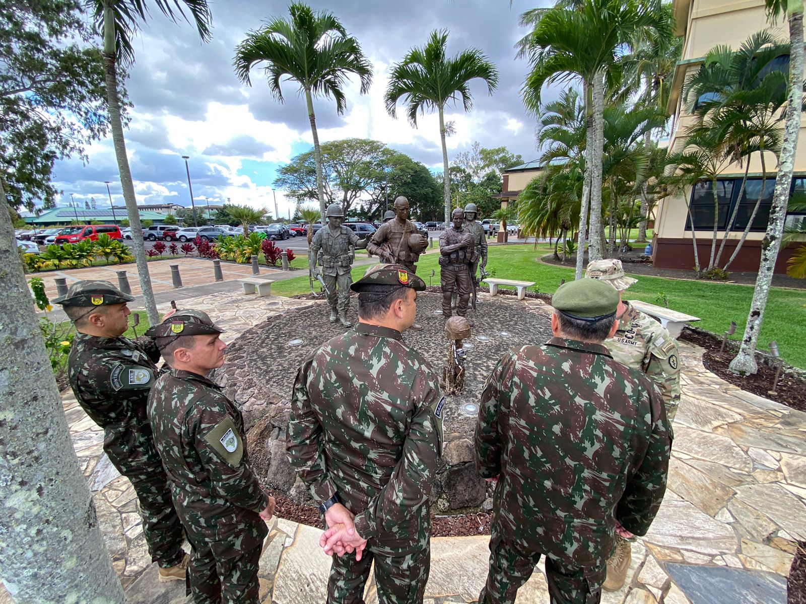 Comandante do Exército Brasileiro realiza visita oficial aos Estados Unidos  - Diplomacia Business